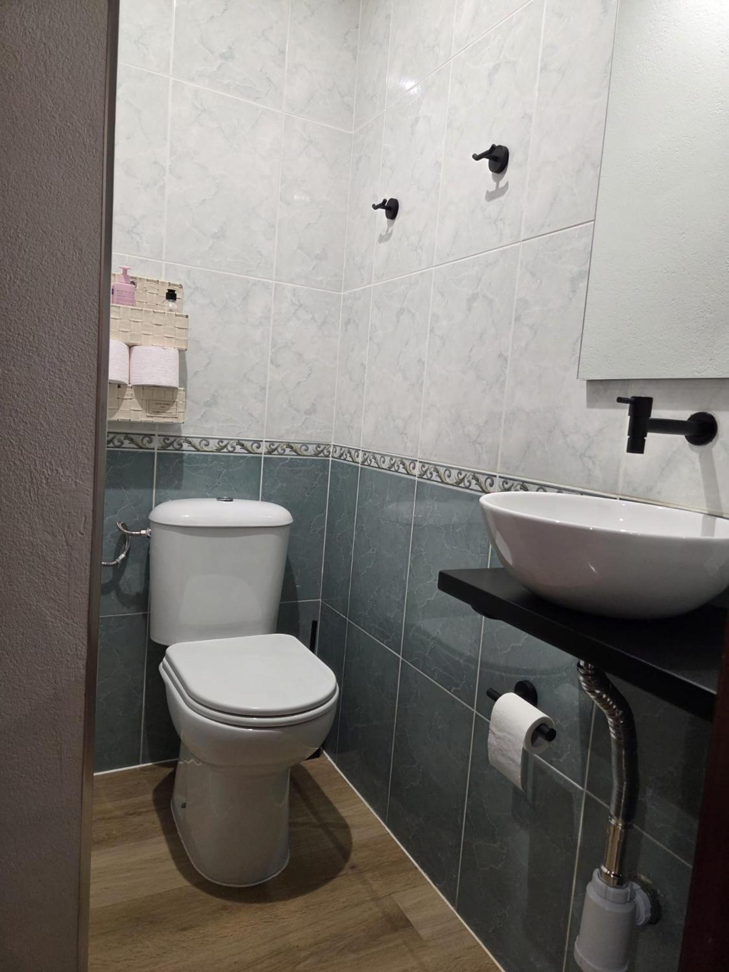 Estudio Centrico Con Terraza Xinzo de Limia Zewnętrze zdjęcie